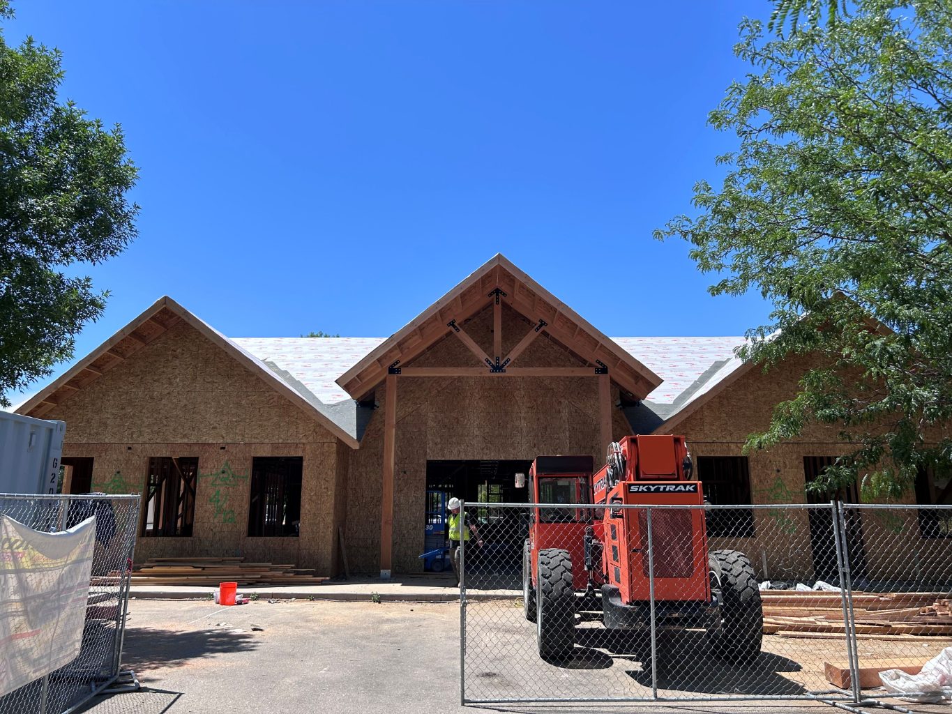 Tvt Dec Truss 2 1365x1024